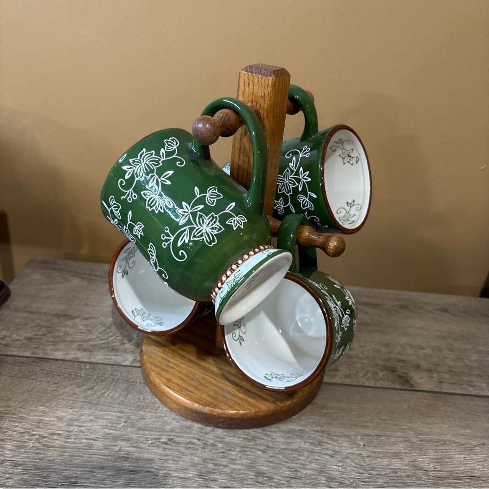 FLORAL PEDESTAL COFFEE MUG, Art Deco Print Mug With Coffee Mug Tree. 3B